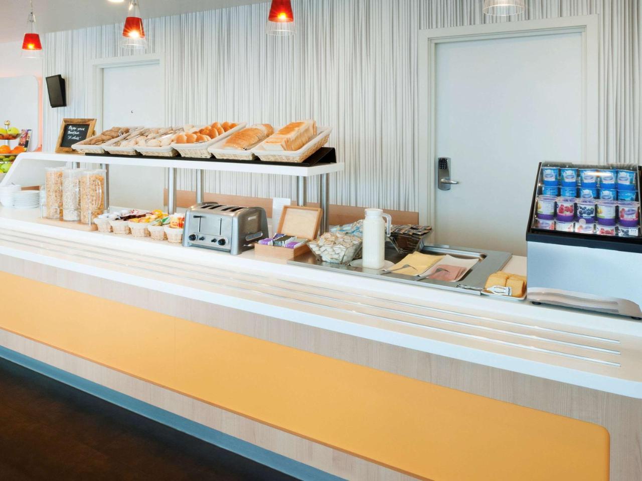Hotel Ibis Budget Brussels South 2*